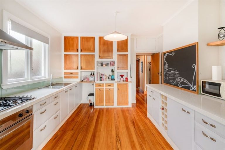 Photo of property in 32 Grantley Street, New Brighton, Christchurch, 8083