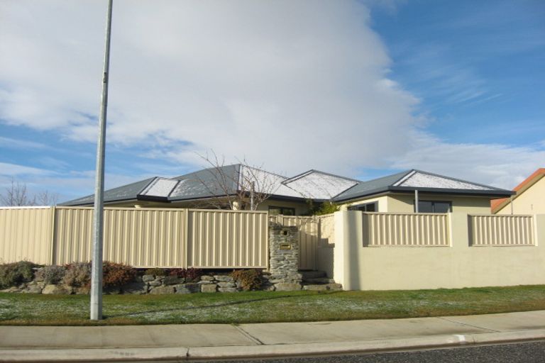 Photo of property in 1 Larch Crescent, Alexandra, 9320