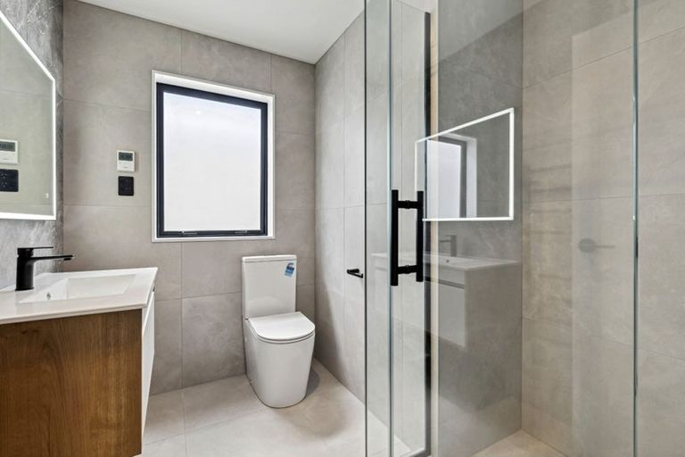 Photo of property in 10c Cranston Street, Torbay, Auckland, 0632