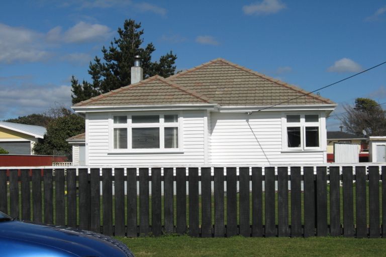 Photo of property in 6 Dover Street, Levin, 5510