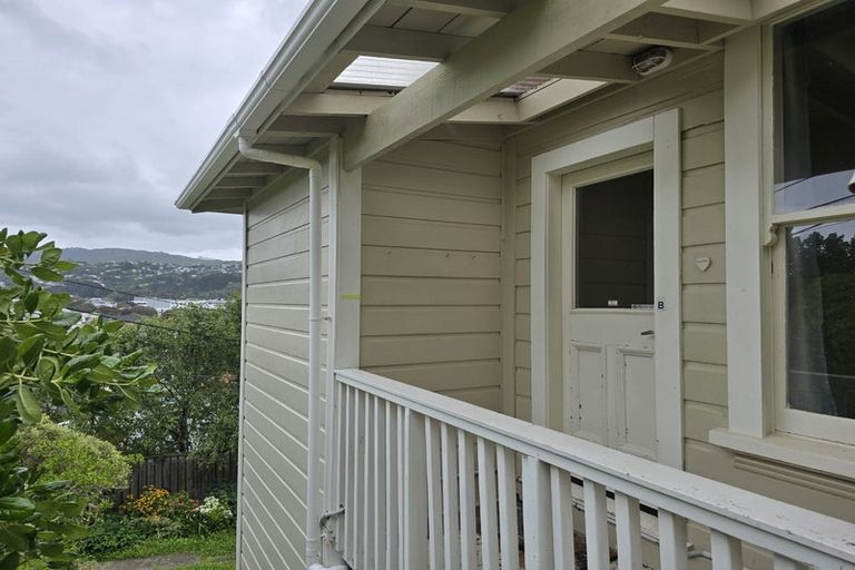 Photo of property in 35 Lawrence Street, Newtown, Wellington, 6021