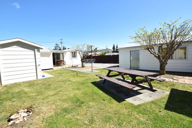 Photo of property in 23 Waitaki Drive East, Otematata, 9412