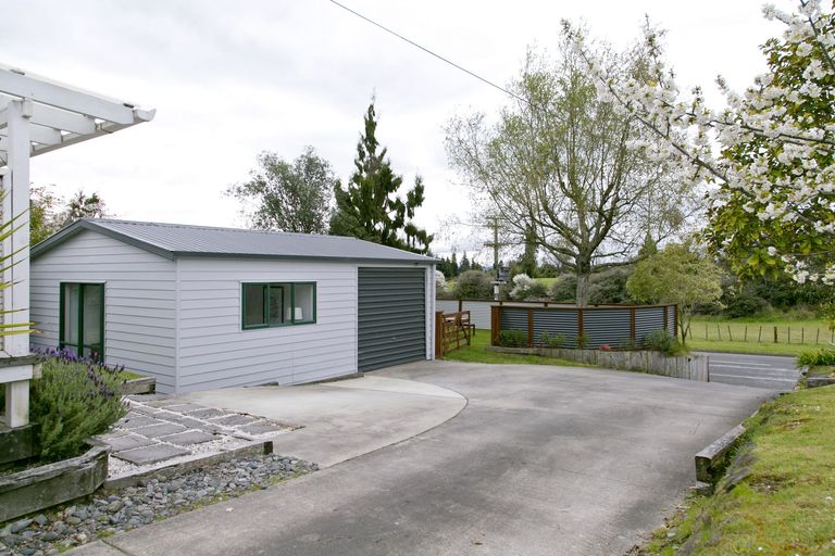 Photo of property in 1/199 Tauhara Road, Tauhara, Taupo, 3330