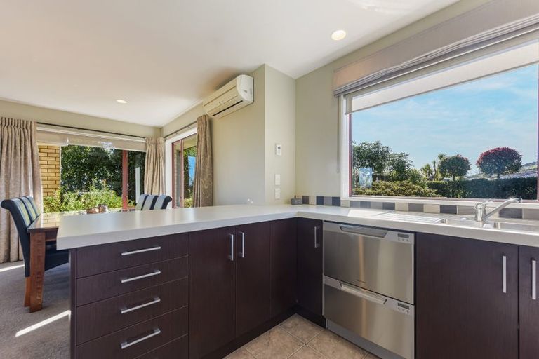 Photo of property in 8 Cheshire Place, Stoke, Nelson, 7011