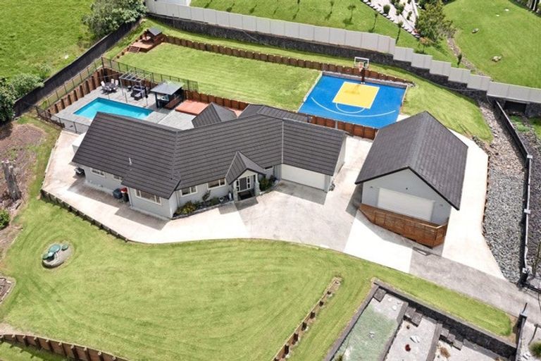 Photo of property in 168 Polo Prince Drive, Alfriston, Auckland, 2105