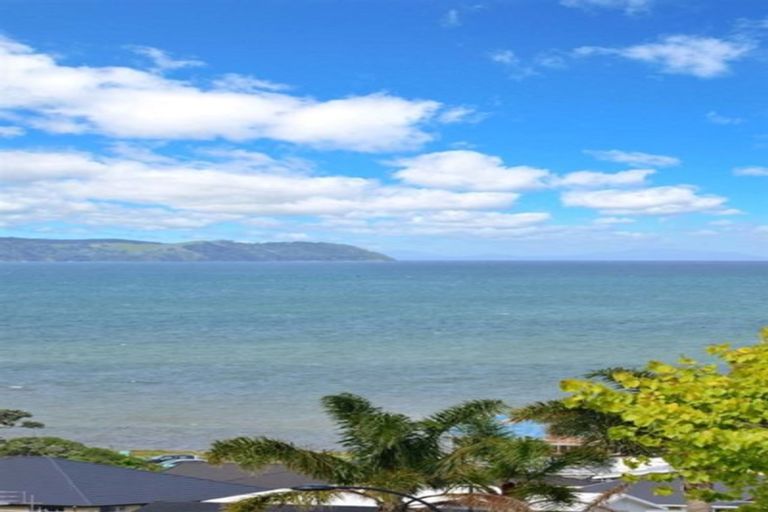 Photo of property in 17 Merehai Place, Snells Beach, 0920