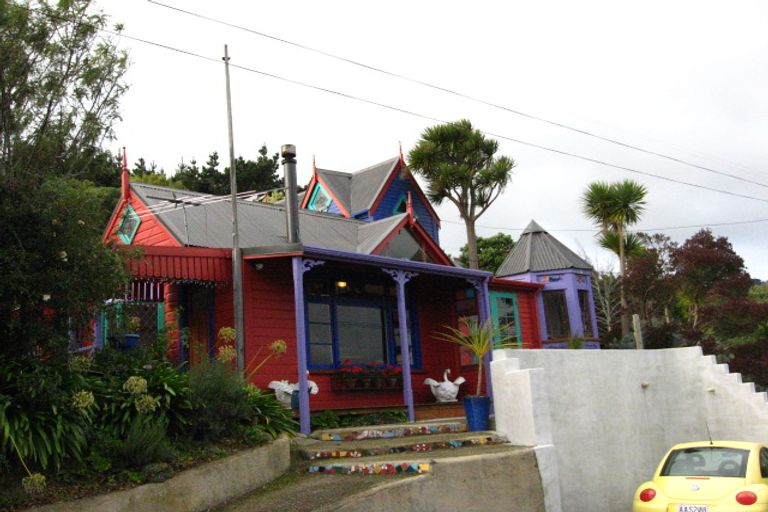 Photo of property in 7 Bayne Terrace, Macandrew Bay, Dunedin, 9014