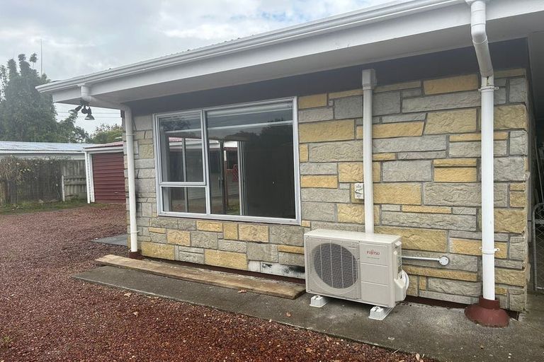 Photo of property in 40 Tiraumea Drive, Pakuranga, Auckland, 2010