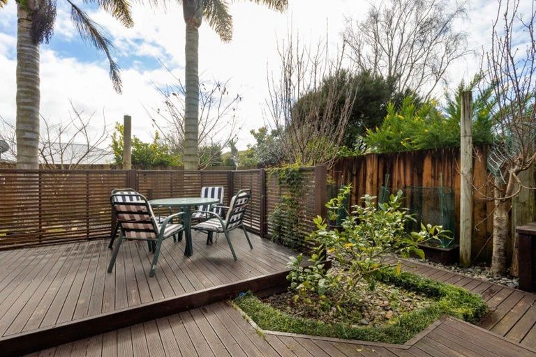 Photo of property in 1042a Heaphy Terrace, Fairfield, Hamilton, 3214