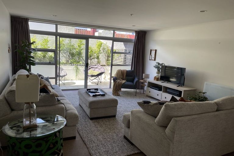 Photo of property in Sol Apartments, 31/37 Jessie Street, Te Aro, Wellington, 6011