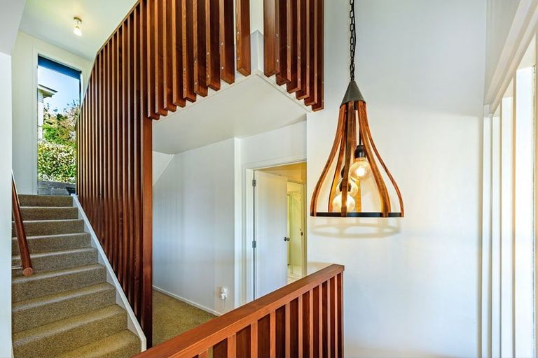 Photo of property in 11 Toledo Place, Mount Pleasant, Christchurch, 8081