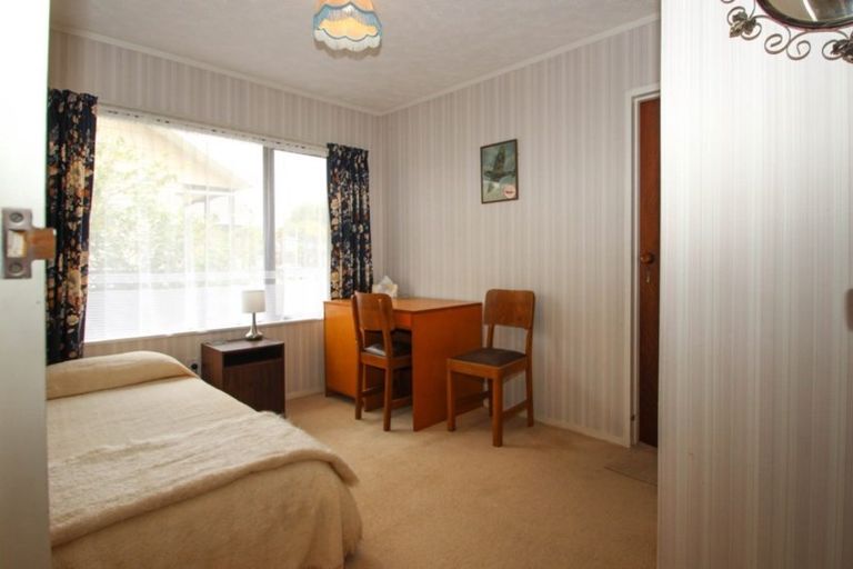 Photo of property in 24 Hetley Crescent, Taradale, Napier, 4112