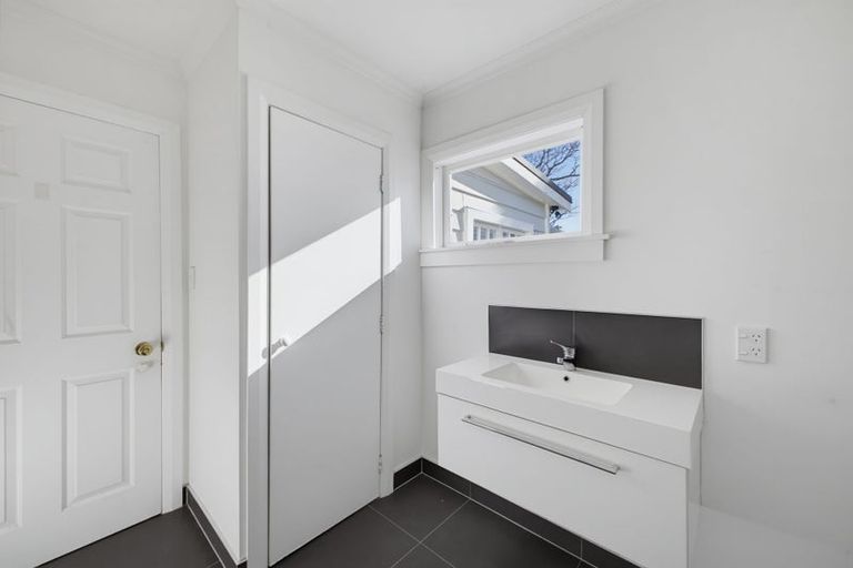 Photo of property in 131 Lemon Street, New Plymouth, 4312