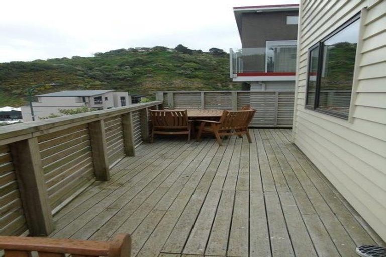 Photo of property in 7 Cameron Street, Kaiwharawhara, Wellington, 6035