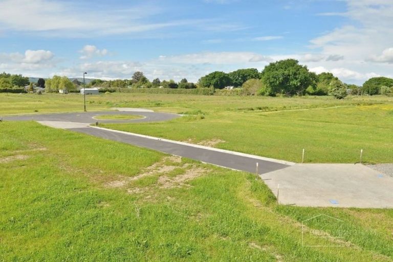 Photo of property in 33 Westwood Drive, Aokautere, Palmerston North, 4471