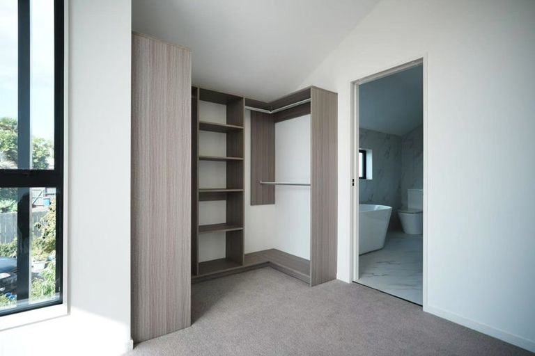 Photo of property in 20b Glenvar Road, Torbay, Auckland, 0630