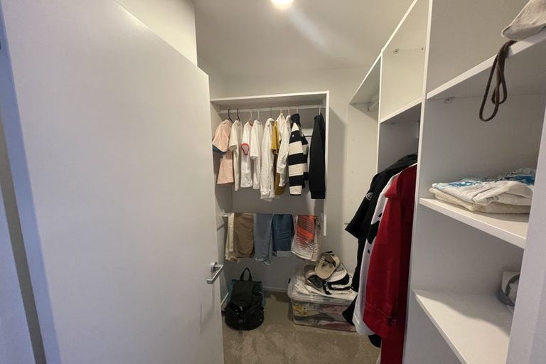 Photo of property in Apollo Apartments, 201/46 Rosedale Road, Rosedale, Auckland, 0632