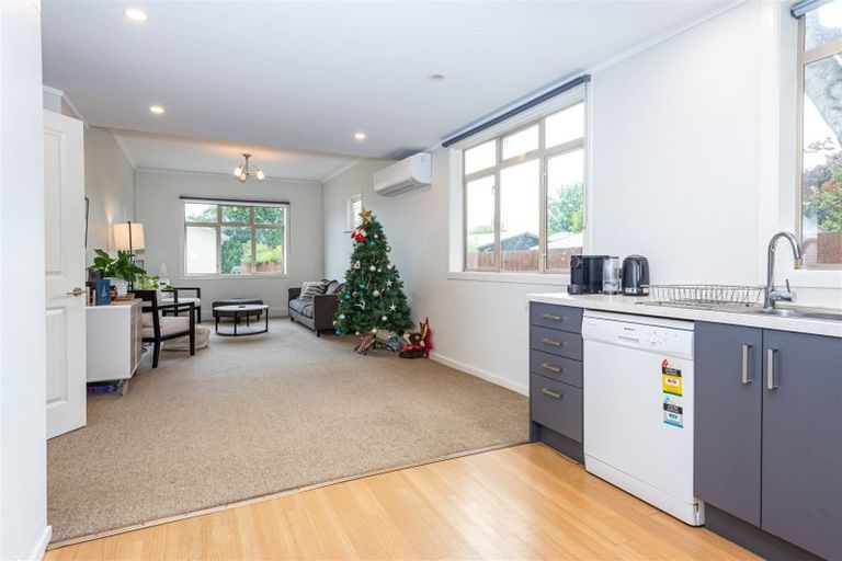 Photo of property in 2/24 Riverview Street, Beckenham, Christchurch, 8023