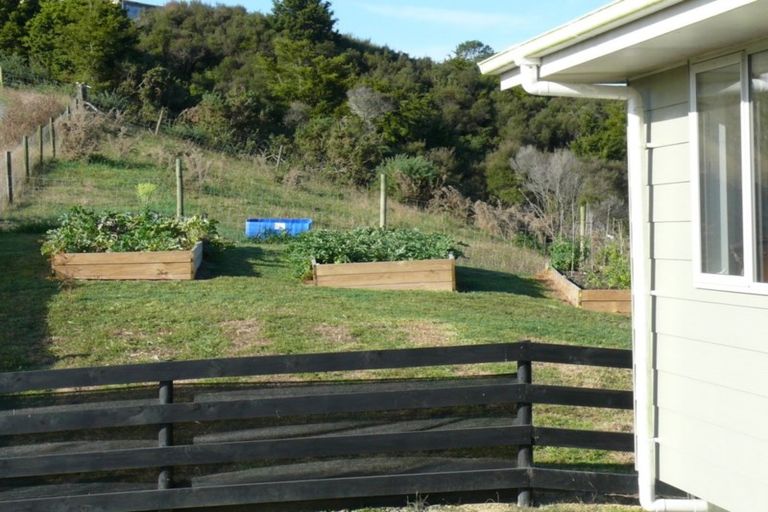 Photo of property in 37 Valley Road, Hikurangi, 0114