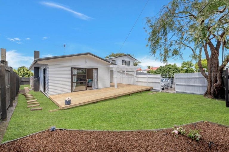 Photo of property in 1/55 Alfriston Road, Manurewa East, Auckland, 2102