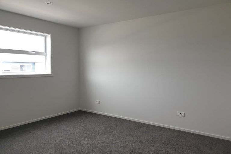 Photo of property in 8 Torea Place, Kenepuru, Porirua, 5022