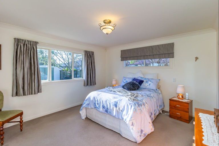 Photo of property in 68a Mako Mako Road, Levin, 5510