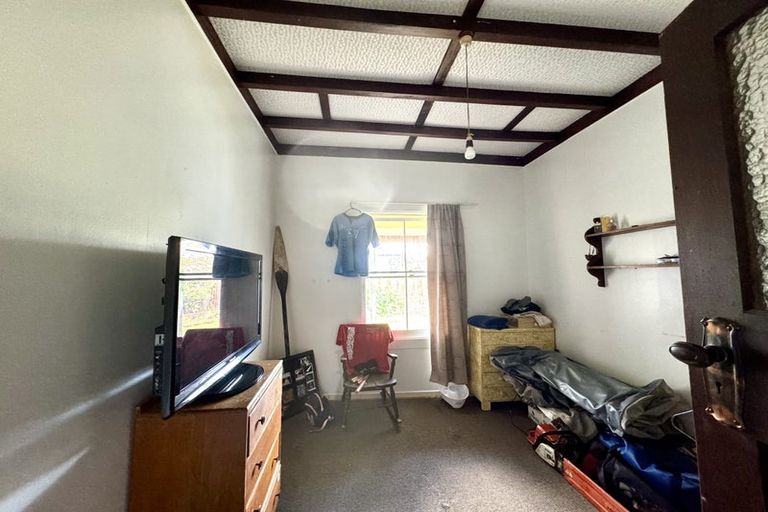Photo of property in 25 Walter Street, Takapau, 4203