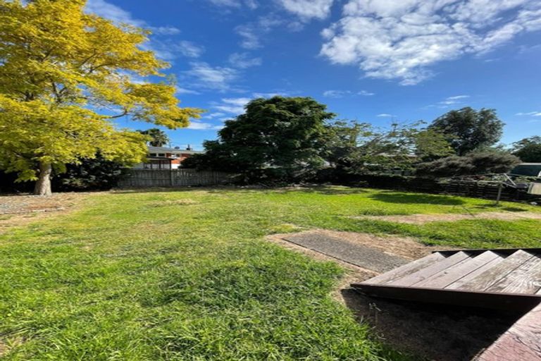 Photo of property in 30 Ingram Street, Papakura, 2110