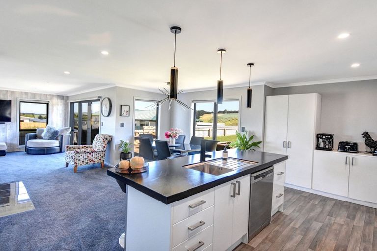 Photo of property in 2 Monterey Drive, Balclutha, 9230