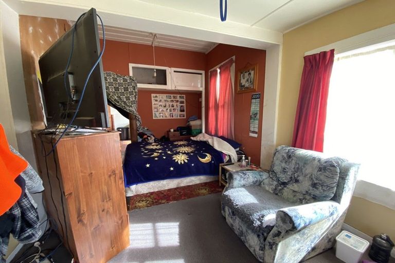 Photo of property in 29 Castle Street, Eltham, 4322