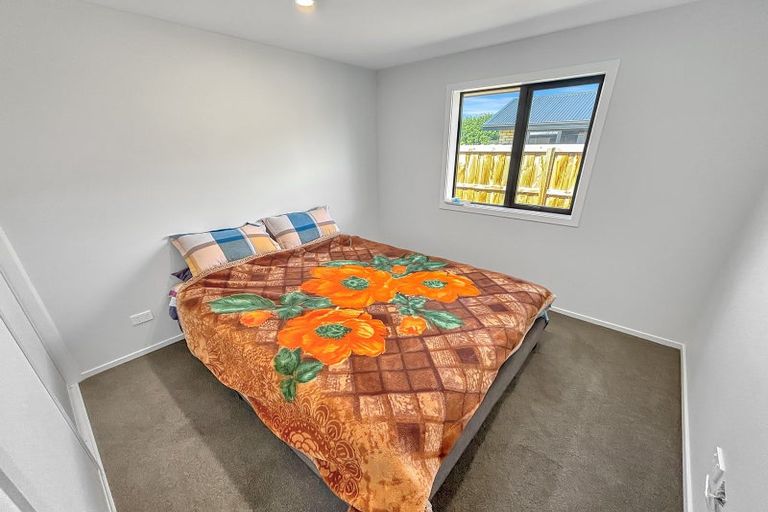 Photo of property in 35 Herridge Street, Woodend, 7691