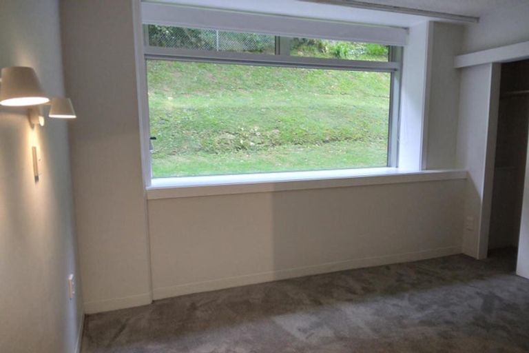 Photo of property in Jerningham Apartments, 20 Oriental Terrace, Oriental Bay, Wellington, 6011