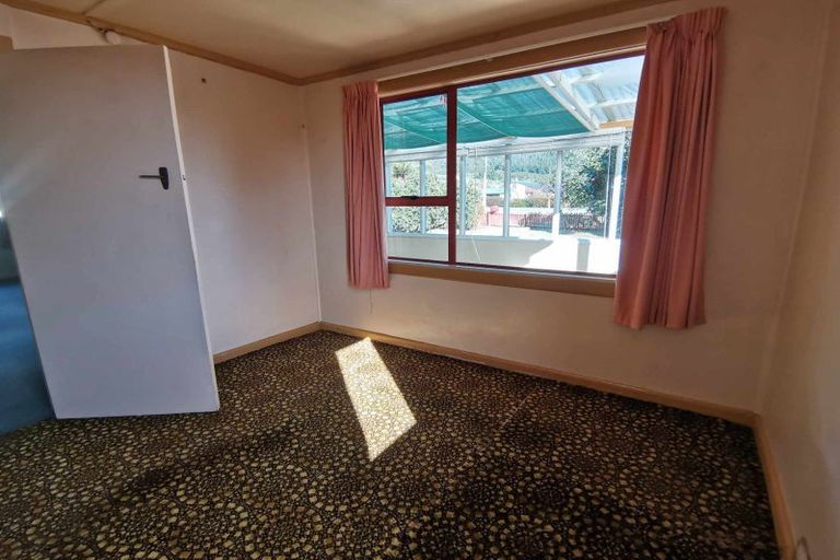 Photo of property in 50 Moorhouse Street, Ross, 7812