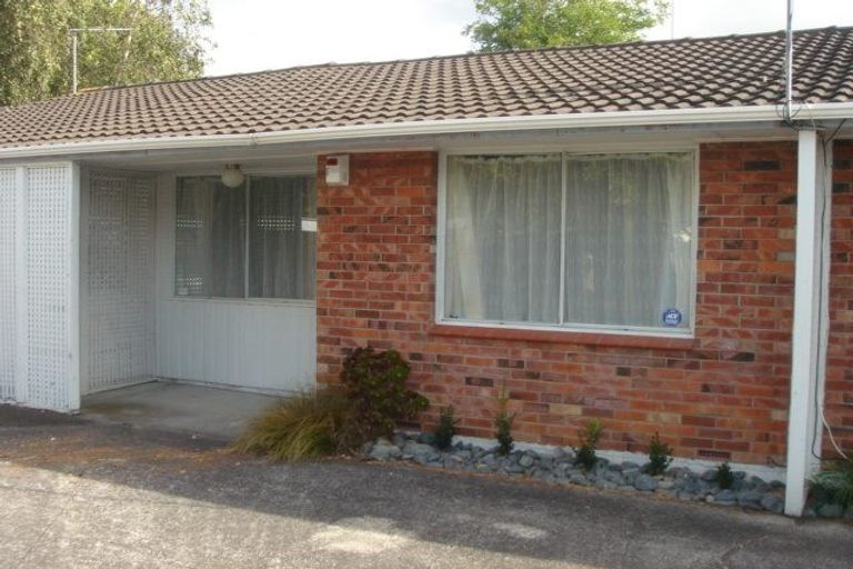 Photo of property in 29c Mark Road, Mount Albert, Auckland, 1025