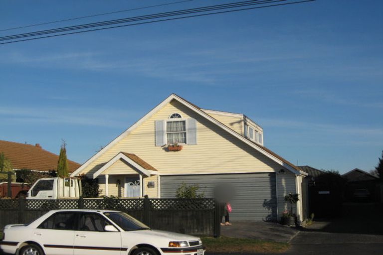 Photo of property in 175 Bower Avenue, New Brighton, Christchurch, 8083