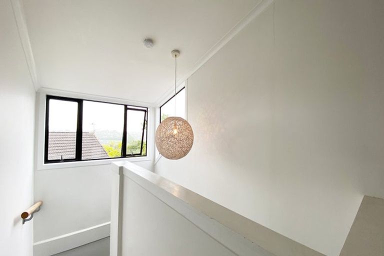 Photo of property in 1/1 Paparoa Road, Cockle Bay, Auckland, 2014