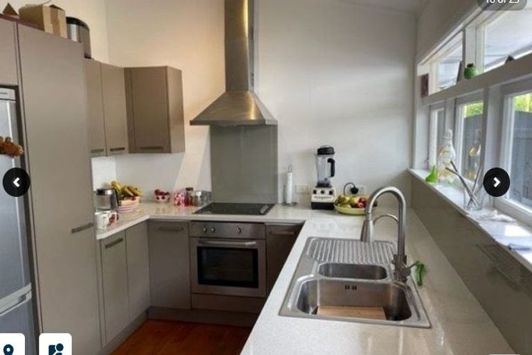 Photo of property in 88b Coronation Road, Hillcrest, Auckland, 0627