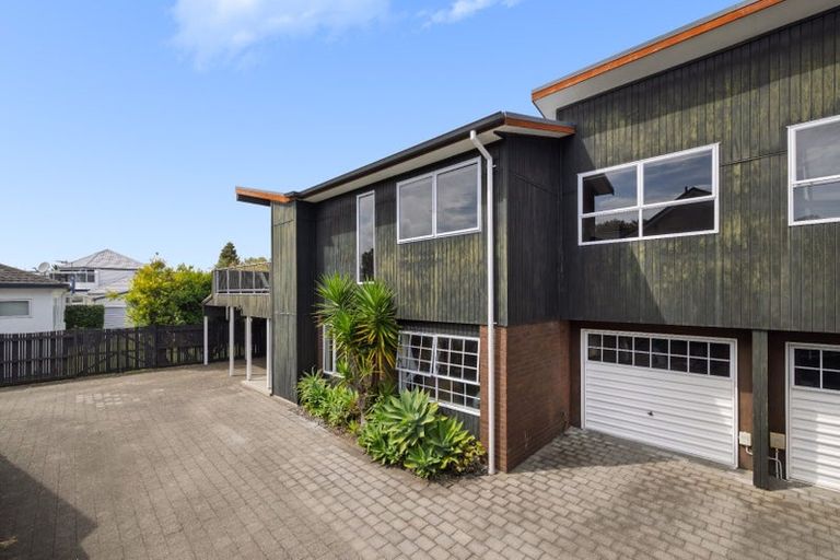 Photo of property in 23b Beach Road, Otumoetai, Tauranga, 3110