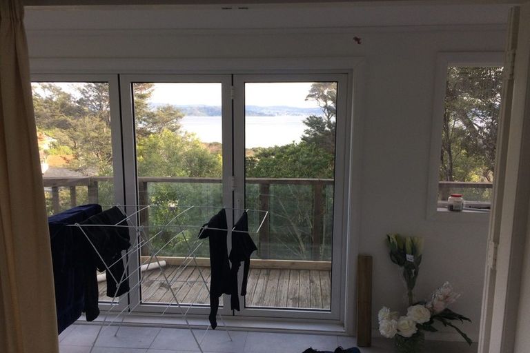 Photo of property in 35 Kotari Road, Days Bay, Lower Hutt, 5013