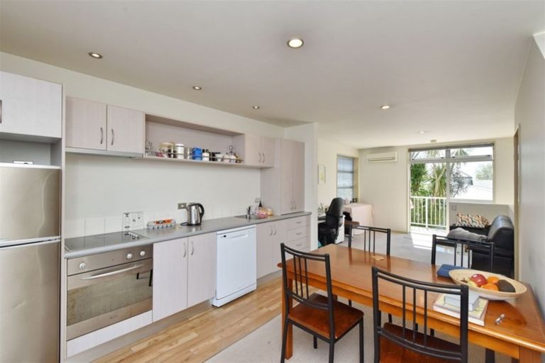 Photo of property in 5/54 Champion Street, Edgeware, Christchurch, 8013