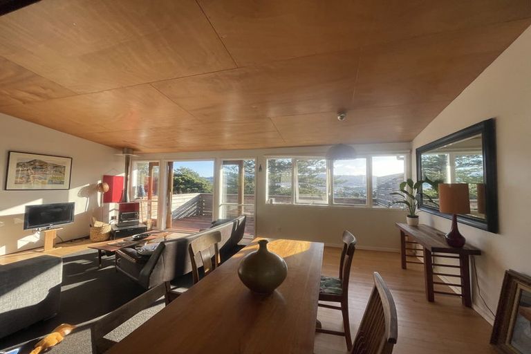 Photo of property in 24 Beacon Hill Road, Strathmore Park, Wellington, 6022