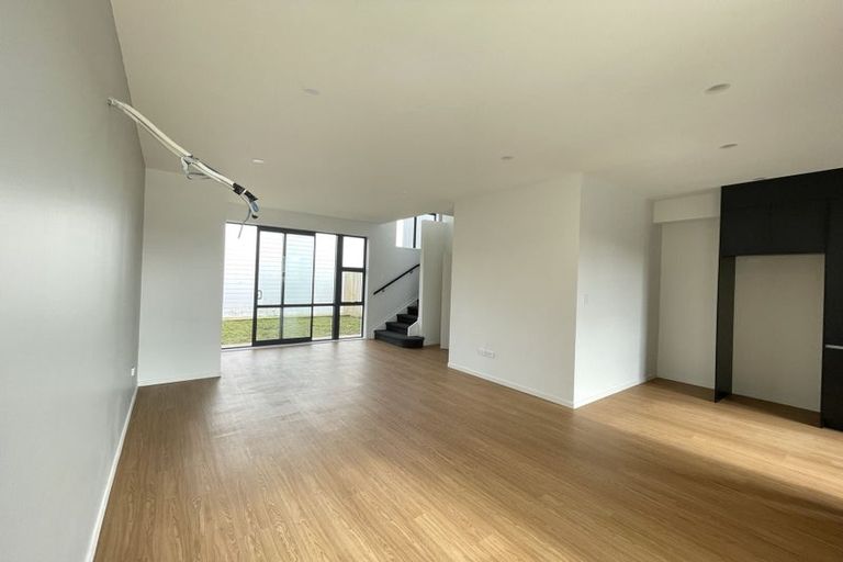 Photo of property in 18 Karoro Road, Flat Bush, Auckland, 2019