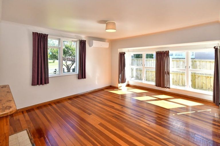 Photo of property in 25 Te Wheoro Street, Meremere, Mercer, 2474