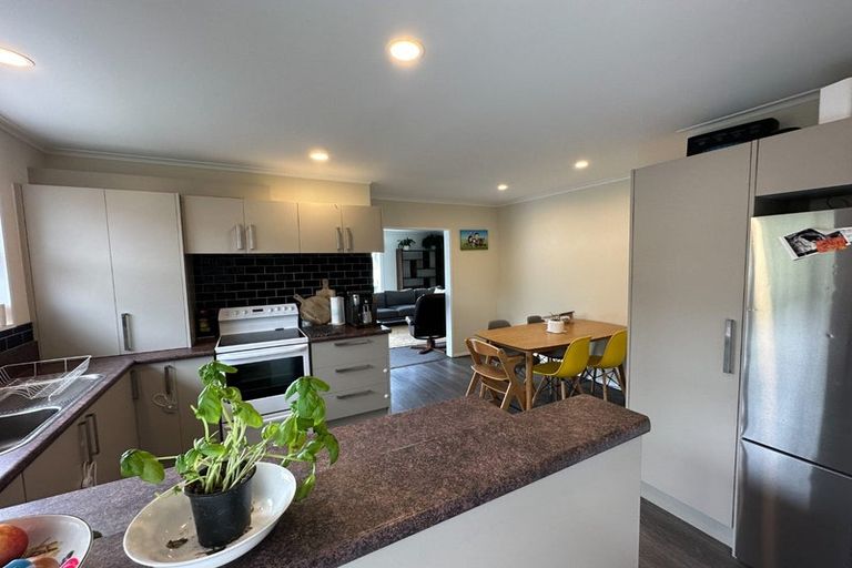 Photo of property in 43 Stephen Street, Halfway Bush, Dunedin, 9010