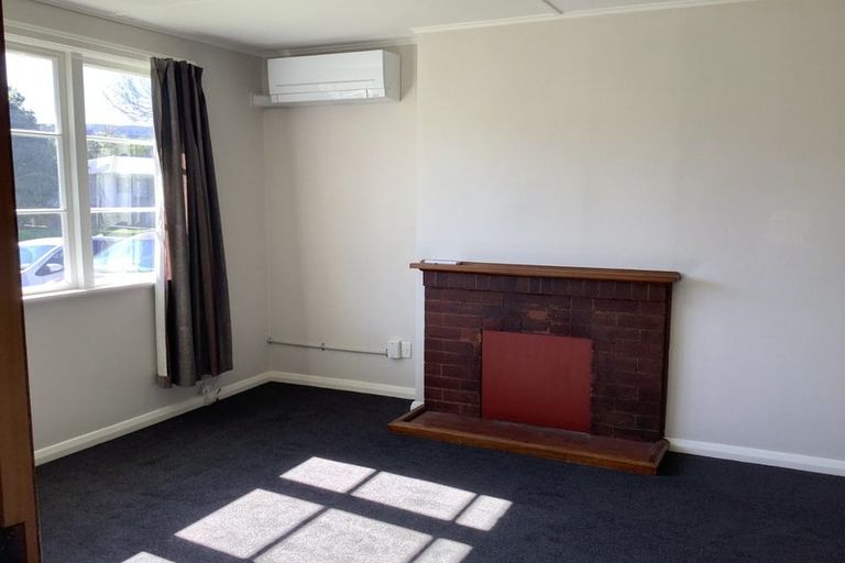 Photo of property in 377 Cambridge Terrace, Naenae, Lower Hutt, 5011