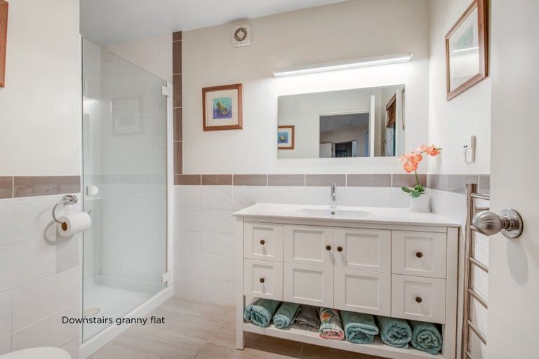 Photo of property in 12 Ascot Way, Orewa, 0931