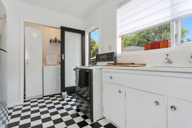 Photo of property in 77b Campbell Street, Leamington, Cambridge, 3432