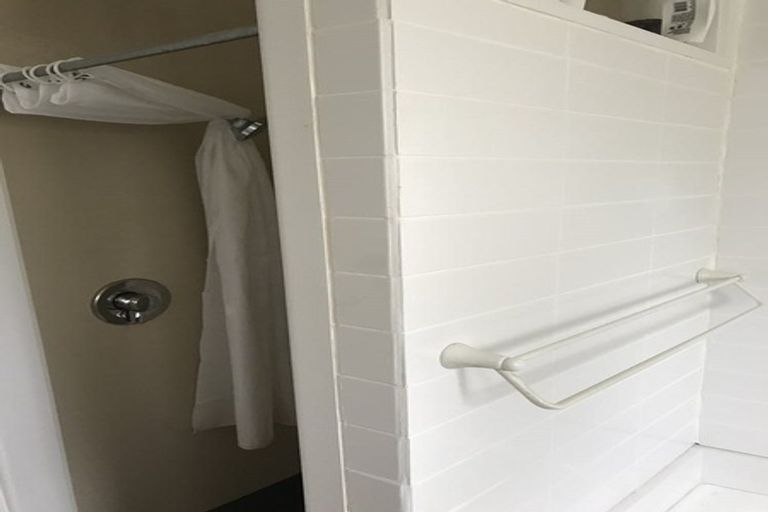 Photo of property in 13 Sutton Crescent, Hillcrest, Hamilton, 3216