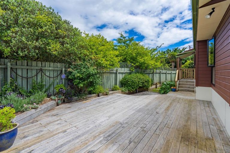 Photo of property in 110 Renown Road, Raumati South, Paraparaumu, 5032