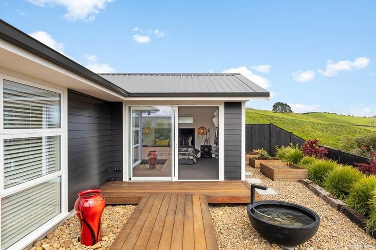 Photo of property in 150 Hitchen Road, Pokeno, 2402